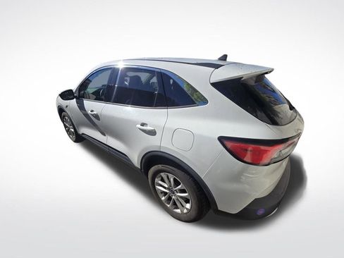 Used 2020 Ford Escape SE image 5