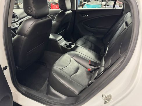 Used 2018 Chevrolet Volt LT w/ LT Driver Confidence Package image 15