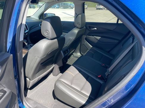 Used 2022 Chevrolet Equinox Premier FWD image 15