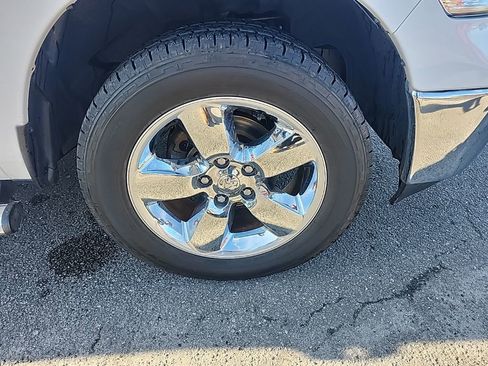 Certified 2019 RAM 1500 Big Horn image 25