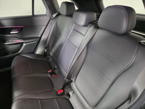 Certified 2025 Mercedes-Benz GLC 300 image 14