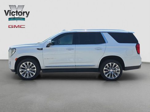 Used 2021 GMC Yukon Denali w/ Denali Premium Package AWD/4WD image 6