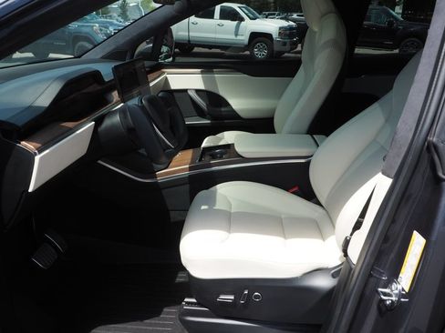 Used 2023 Tesla Model X AWD/4WD image 15