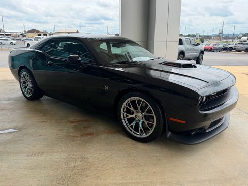Used 2023 Dodge Challenger R/T Scat Pack w/ Plus Package RWD image 16