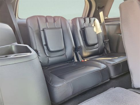 Used 2019 Ford Explorer XLT w/ Equipment Group 202A image 30