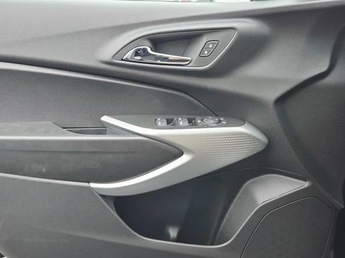 New 2026 Chevrolet Trax RS w/ Driver Confidence Package FWD image 24