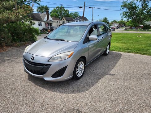 Used 2014 MAZDA MAZDA5 Sport image 4