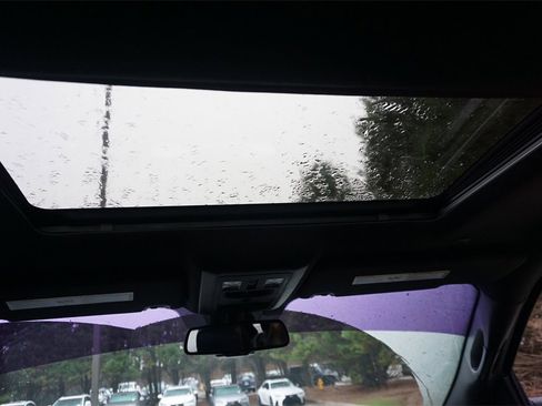 Used 2018 RAM 1500 Limited image 14