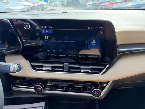 Certified 2025 Chevrolet Equinox ACTIV w/ Safety and Technology Package AWD/4WD image 24