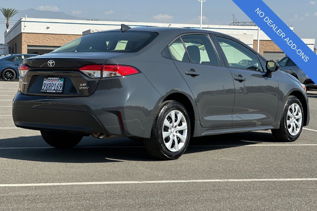 Used 2026 Toyota Corolla LE w/ Carpet Mat Package (TMS) FWD image 4
