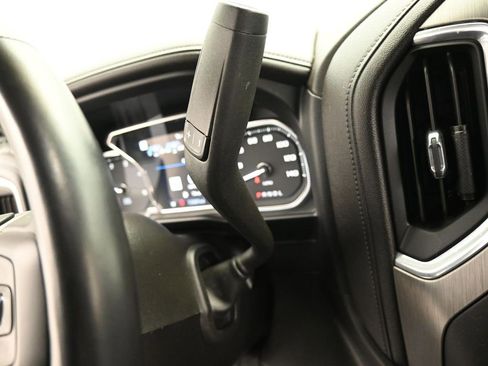 Used 2022 GMC Sierra 3500 Denali w/ Denali Ultimate Package image 22