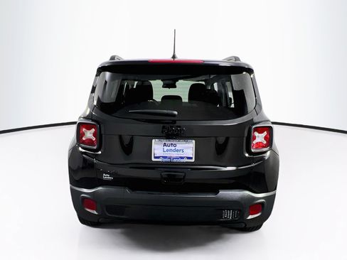 Used 2023 Jeep Renegade Altitude AWD/4WD image 6