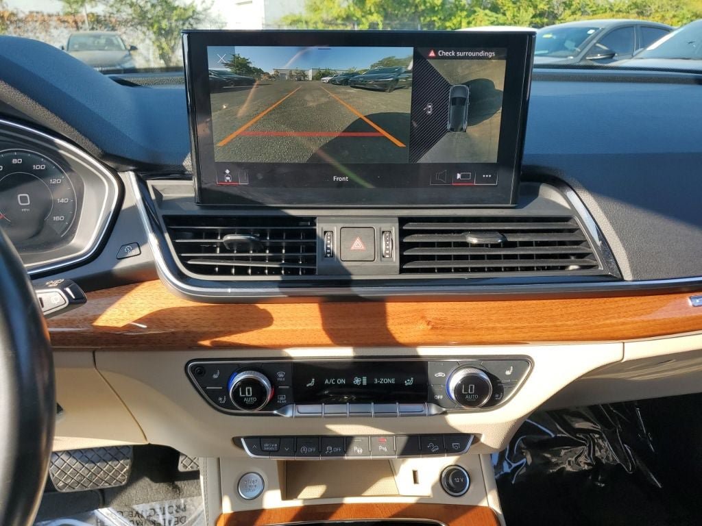 Used 2021 Audi Q5 Prestige w/ Prestige Package AWD/4WD image 29