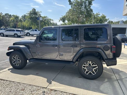New 2025 Jeep Wrangler Sahara image 3