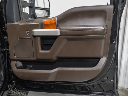Used 2022 Ford F250 King Ranch w/ King Ranch Ultimate Package AWD/4WD image 44