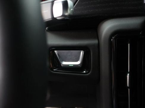 Used 2026 GMC Yukon AT4 Ultimate AWD/4WD image 40
