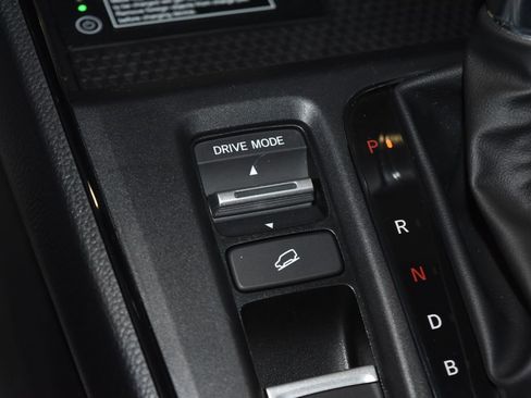 Certified 2024 Honda CR-V Sport Touring image 18