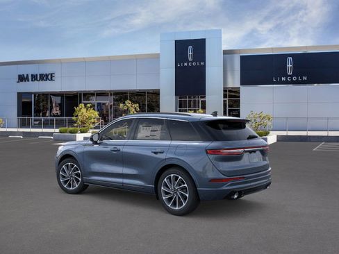 New 2025 Lincoln Corsair Grand Touring image 3