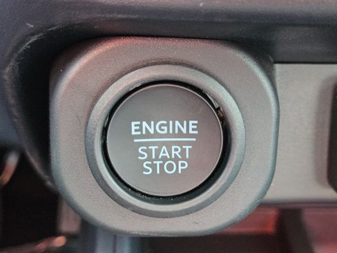 New 2025 Ford Maverick Lariat w/ Black Appearance Package image 34