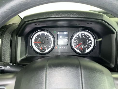 Used 2024 RAM 1500 Classic SLT image 17