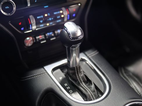 Used 2020 Ford Mustang GT Premium w/ GT Performance Package RWD image 29