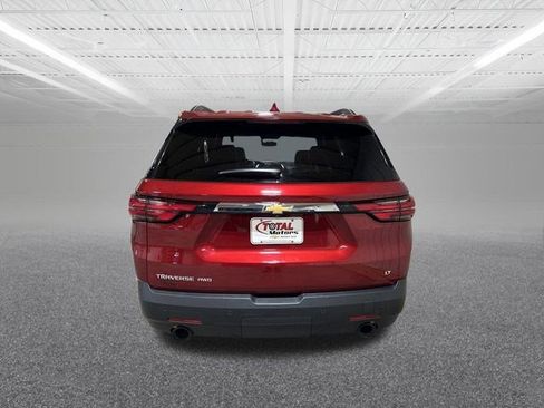 Used 2022 Chevrolet Traverse LT image 5