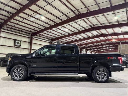Used 2017 Ford F150 XLT w/ Equipment Group 302A Luxury AWD/4WD image 8