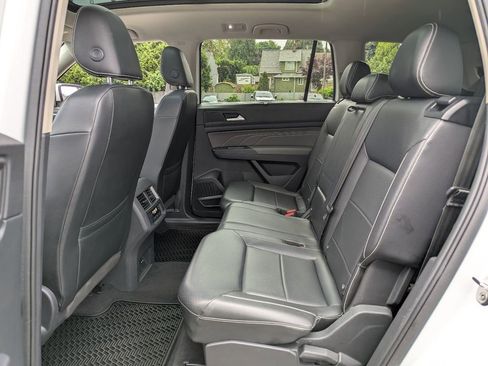 Used 2021 Volkswagen Atlas SEL AWD/4WD image 29