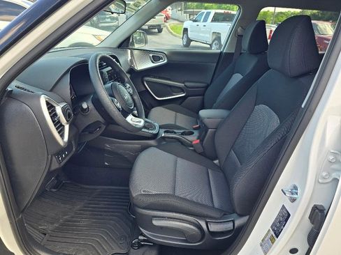 New 2025 Kia Soul LX image 12