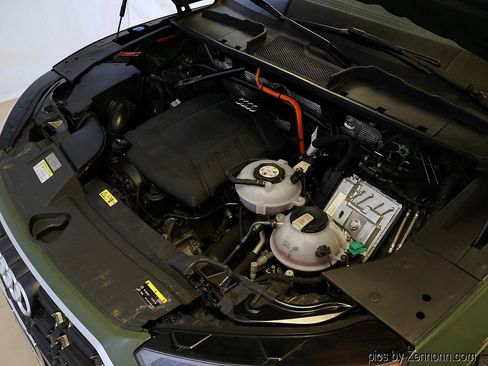 Used 2021 Audi Q5 e Premium Plus w/ Premium Plus Package image 43