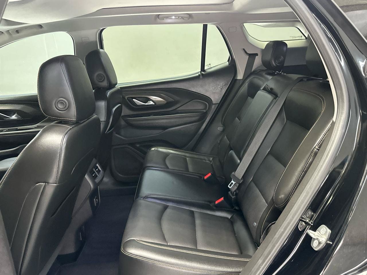 Used 2019 GMC Terrain SLT w/ Infotainment Package II FWD image 10