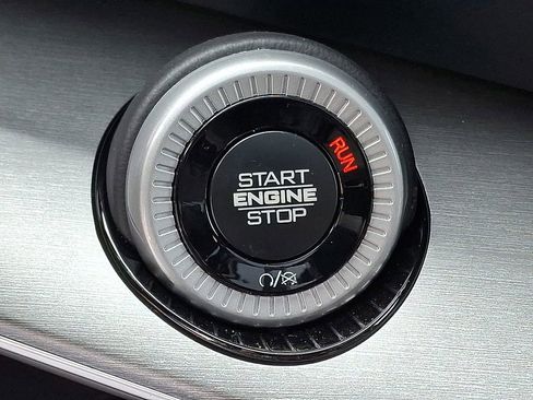 New 2026 Jeep Grand Wagoneer L Limited image 17