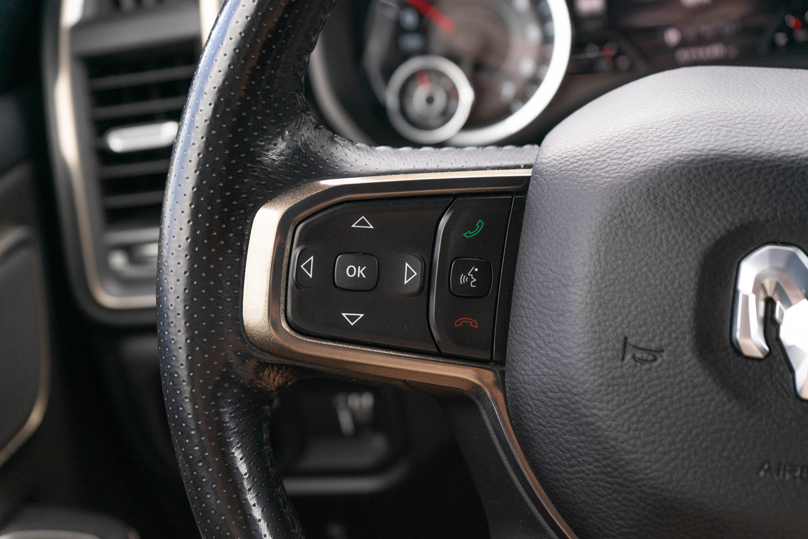 Used 2020 RAM 1500 Sport w/ Leather & Sound Group AWD/4WD image 24