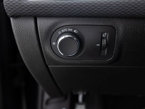 Used 2016 Chevrolet Cruze LT FWD image 35
