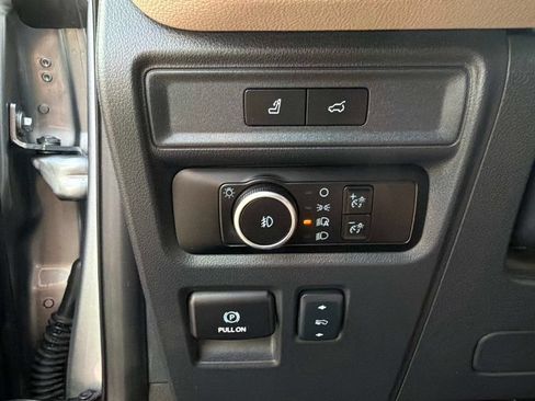 Used 2024 Ford Expedition Limited AWD/4WD image 30
