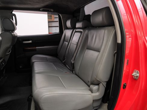 Used 2010 Toyota Tundra Platinum image 43
