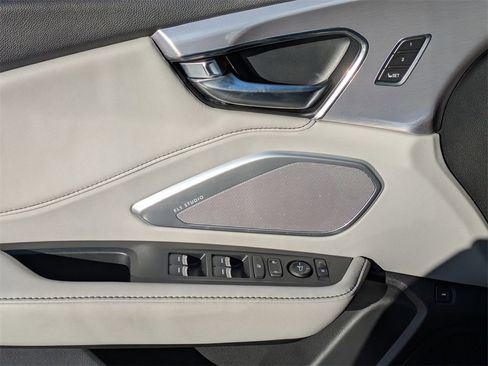 Certified 2023 Acura RDX w/ Technology Package image 17