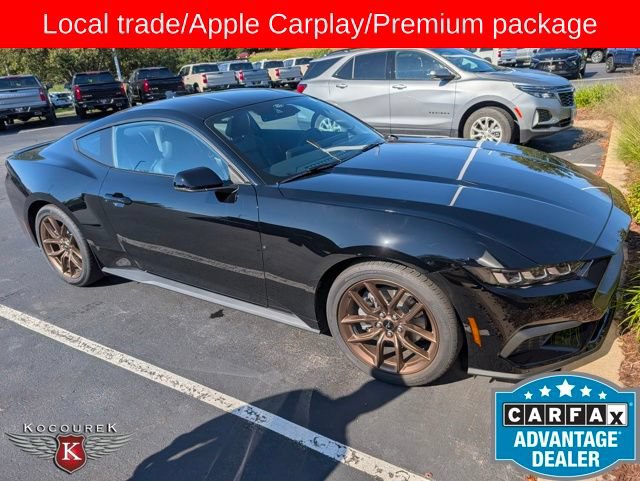 Used 2025 Ford Mustang Premium RWD image 1