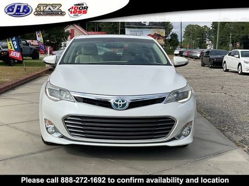 Used 2013 Toyota Avalon Limited image 2