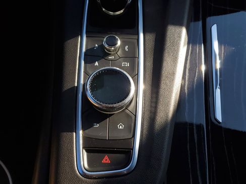 Used 2021 Cadillac Escalade ESV Sport w/ Driver Assist Tech Package image 30