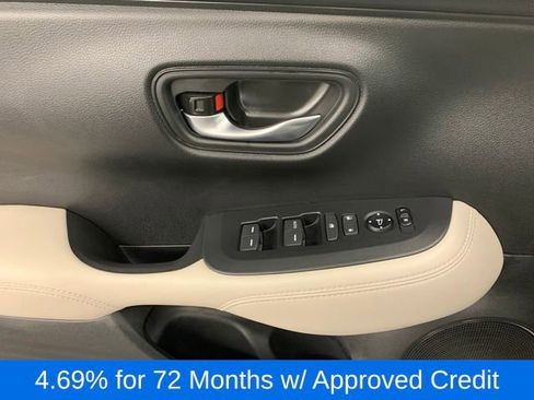 Certified 2026 Honda HR-V LX image 16
