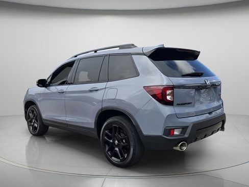 Used 2024 Honda Passport Black Edition image 7