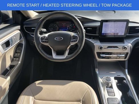 Used 2021 Ford Explorer XLT w/ Equipment Group 202A RWD image 16