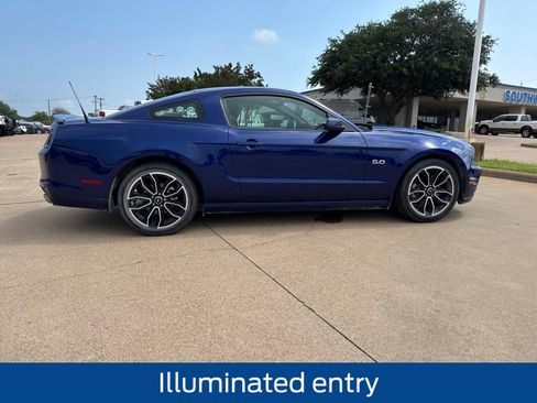 Used 2013 Ford Mustang GT Premium w/ Security Pkg RWD image 9