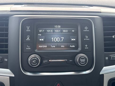 Used 2019 RAM 1500 Classic SLT AWD/4WD image 25