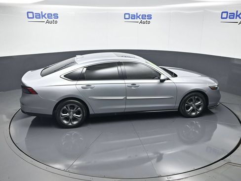 Used 2023 Honda Accord EX image 51