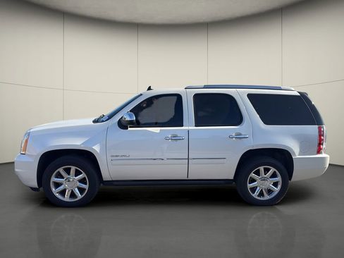 Used 2014 GMC Yukon Denali AWD/4WD image 4