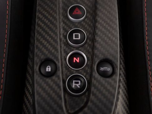 Used 2014 McLaren P1 image 26