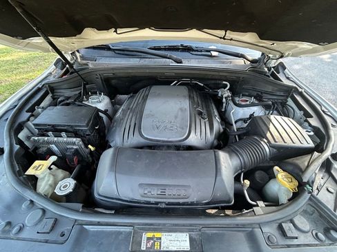 Used 2017 Dodge Durango R/T w/ Blacktop Package image 11