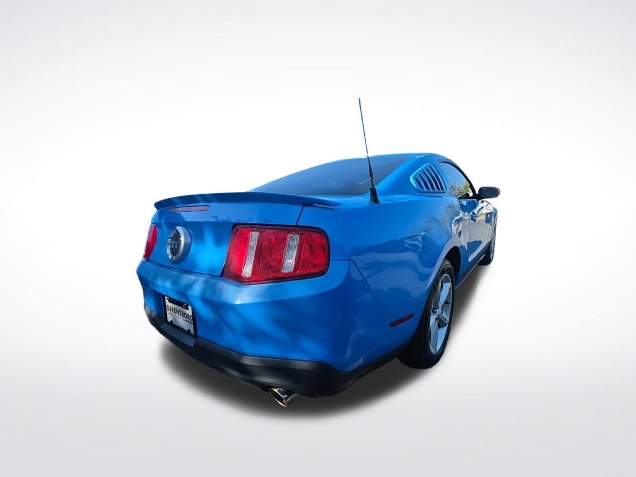 Used 2010 Ford Mustang GT Premium RWD image 7